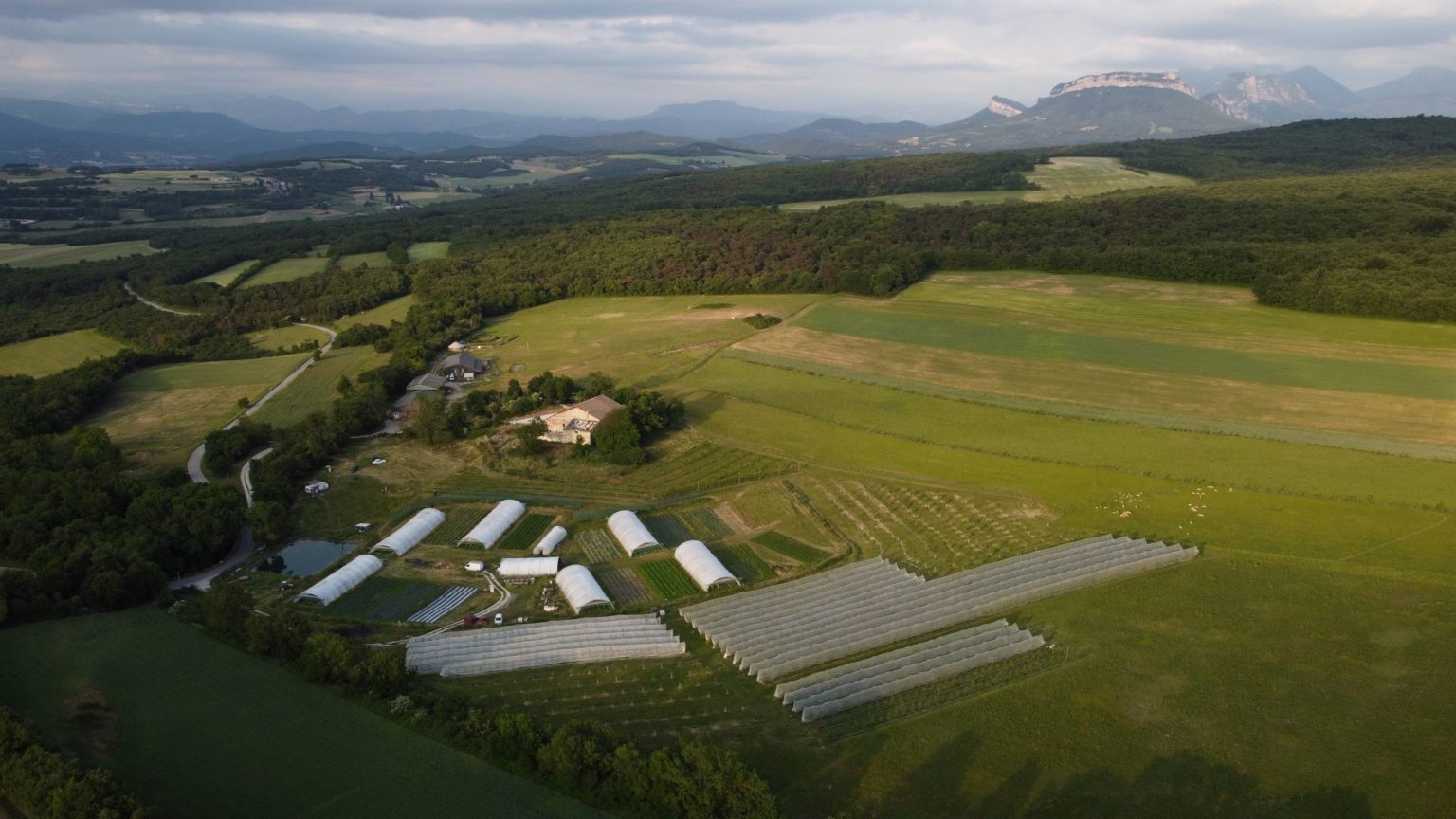Photo drone Les Buis compressée